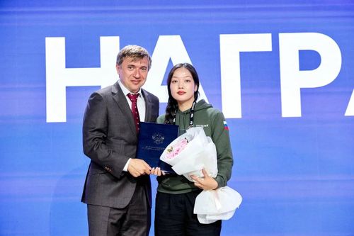 Координатор команды «Молодёжки Народного фронта» от Тувы получила награду от Президента РФ