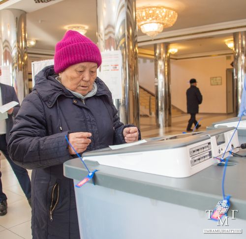 Избирком Тувы: «По итогам второго дня голосования явка в Туве составила 87,15%»