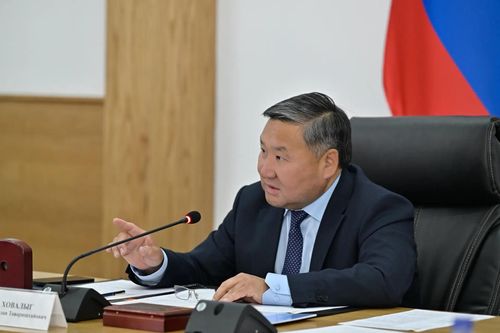 Глава Тувы подвел итоги летней оздоровительной кампании