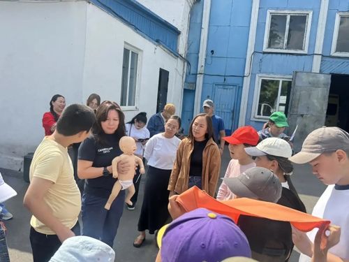 Юные спасатели побывали в Республиканском центре скорой помощи