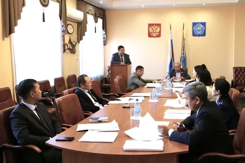 В Верховном Хурале обсудили бюджет Территориального фонда медицинского страхования Тувы