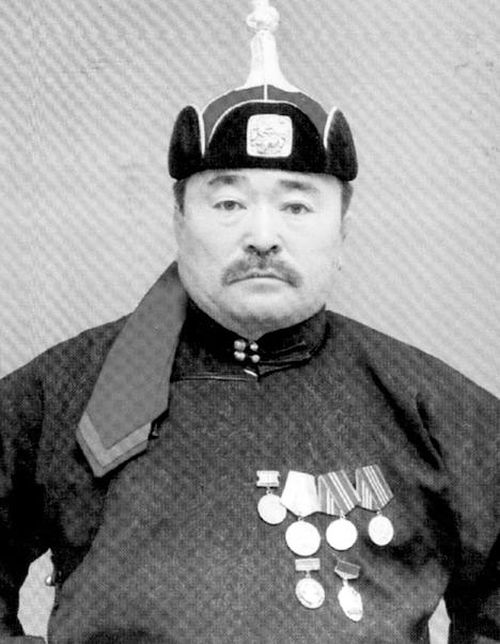 Глава Тувы выразил соболезнования родным и близким Ивана Ивановича Хурагана