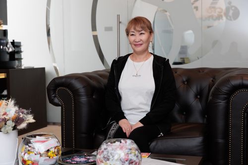 Продавец из Тувы выиграла в лотерею и сделала банковский вклад