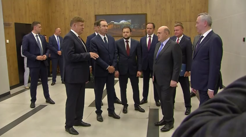 Премьер-министр России Михаил Мишустин прилетел в Новосибирск с рабочим визитом