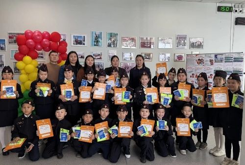 В Туве сформирован еще один отряд юных инспекторов движения «Светофор»