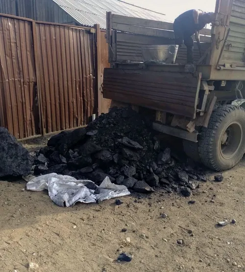 Сколько семей Тувы уже получили бесплатное топливо по проекту «Социальный уголь»?