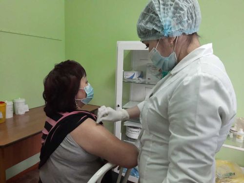 Минздрав Тувы выясняет причины замедления вакцинации в районах