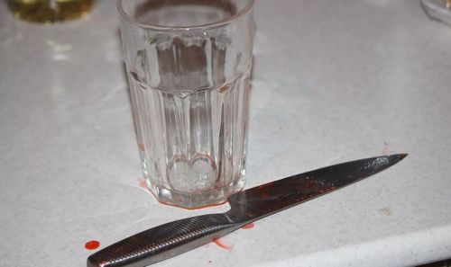 Пьяный житель Хову-Аксы зарезал собутыльника