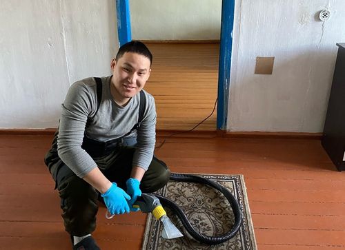 Работа на чистоту: Житель Чаа-Холя открыл свою химчистку