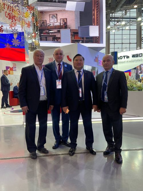 Глава Тувы принял участие в съезде партии «Единая Россия»