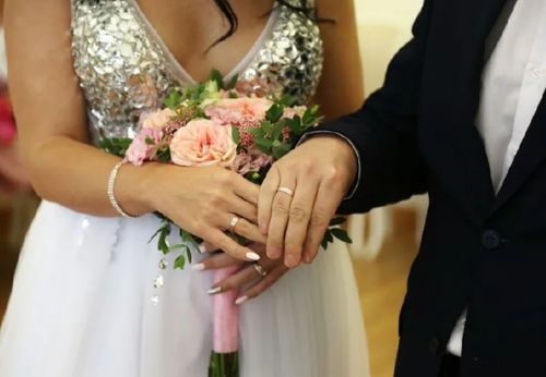 В Туве наибольшее число мужчин и женщин заключили брак в возрасте от 25 до 34 лет