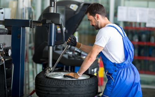 Пора «переобуваться» или еще подождать? Меняем резину на автомобиле