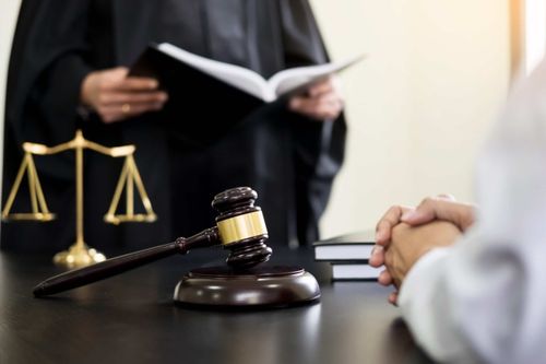 Более 100 жителей Тувы признаны банкротами через суд