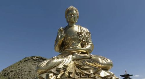 В Туве открыли новую статую Будды