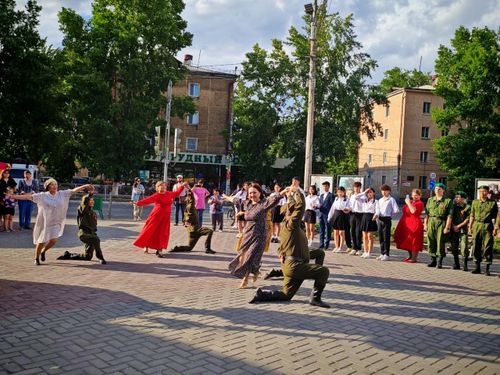 Творческая команда из Тувы стала абсолютным победителем в номинации «Завораживающая искренность» Всероссийского марафона «Русский вальс»
