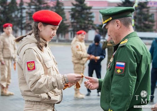 Юнармейцы столичных школ Тувы дали старт акции «Георгиевская лента»