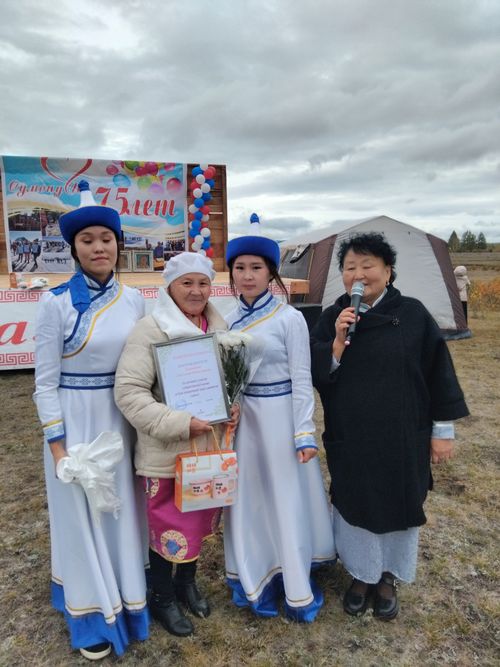 Село Ий Тоджинского района отметило 75-ю годовщину со дня образования