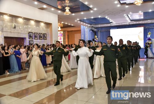 В столице Тувы состоялся Ректорский благотворительный бал