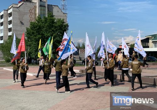Полны энтузиазма: студенты Тувы открывают летний трудовой сезон