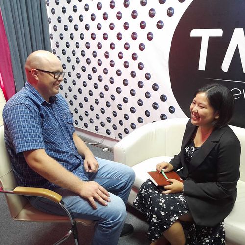 Олчей Серен-будущая журналистка проходит практику в Туве