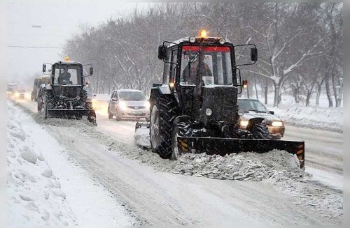 Активисты Народного фронта Тувы проверяют качество уборки снега в столице