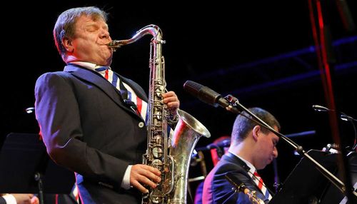 Игорь Бутман и «Тува Джаз Бэнд»: встреча с полной гармонией