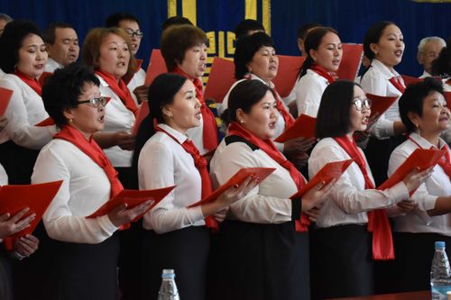 Хоры трудовых коллективов Кызыла сразятся за призовой фонд в 100 тысяч рублей 