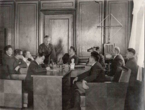 В Кызылской городской библиотеке имени Надежды Крупской случайно обнаружили письмо поэта-фронтовика Степана Щипачёва 