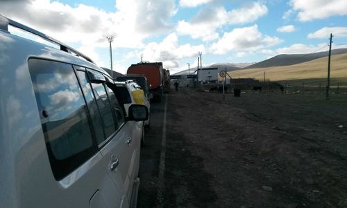 В Туве действуют круглосуточные пункты досмотра автомобилей и осмотра граждан на госграницах «Хандагайты», «Шара-Сур» и «Цаган-Толгой» 