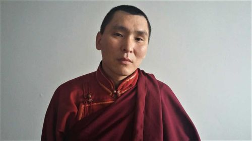 Сегодня - главный день для буддистов всего мира 