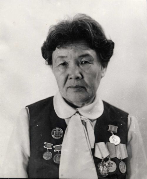 Школе номер два города Кызыла присвоят имя народного учителя Тувинской АССР Арыи Алдын-оол 