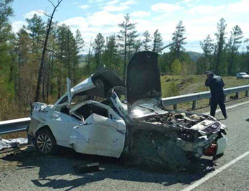 В Туве на трассе «Кызыл-Эрзин» в результате ДТП скончались два пассажира 