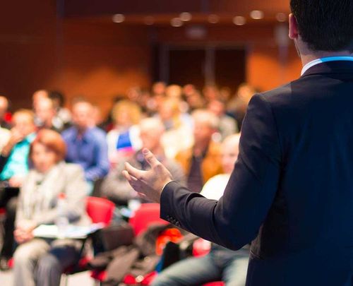 В Туве проведут семинар-практикум для ведущих семейных праздников 