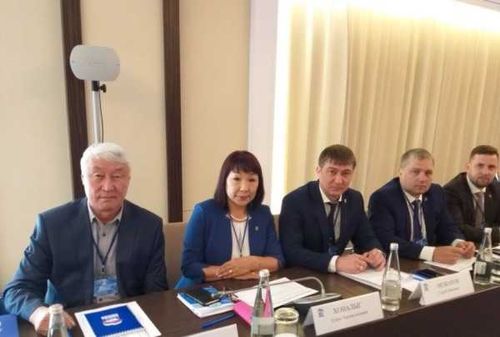Делегация из Тувы принимает участие в заседании Межрегионального координационного совета «Единой России» 