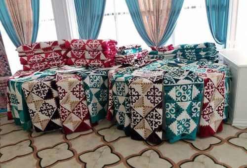 Казахстанский дизайнер Ырза Турсынзада: «Первые дизайнеры жили в юрте»