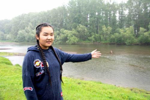 В Туве подросток спасла тонущую девочку 