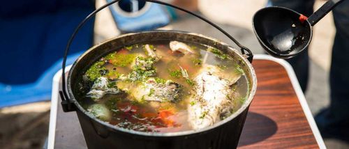 Бывает ли уха из петуха, или секреты команд конкурса «Верхнеенисейская уха»