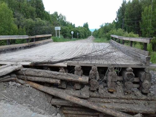 В Туве подъездная дорога к селу Арыскан остается закрытой для проезда 