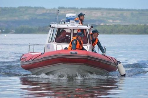В Туве продолжаются поиски без вести пропавшего на реке 13-летнего мальчика