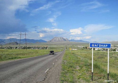 В Шагонаре сильный ветер повредил жилые дома и объекты инфраструктуры