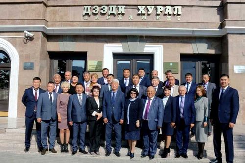 19 сентября в Кызыле прошла конференция членов партии «Единая Россия»