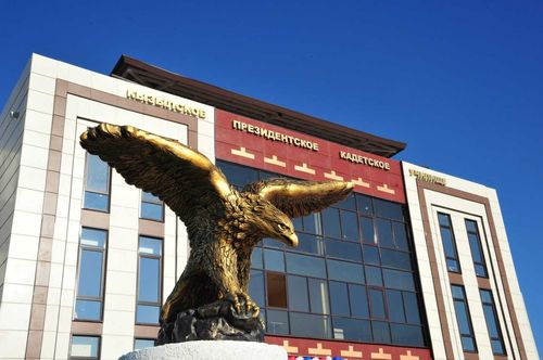 Все первые выпускники Кызылского президентского кадетского училища поступили в высшие учебные заведения