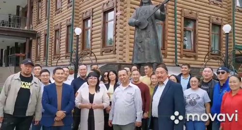 В тувинском сегменте интернета набирает обороты флешмоб «Я люблю Туву»