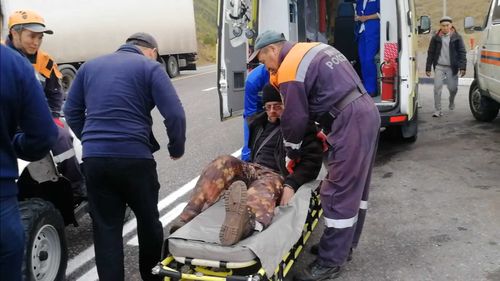 Спасатели МЧС по Туве спасли мужчину, повредившего ногу