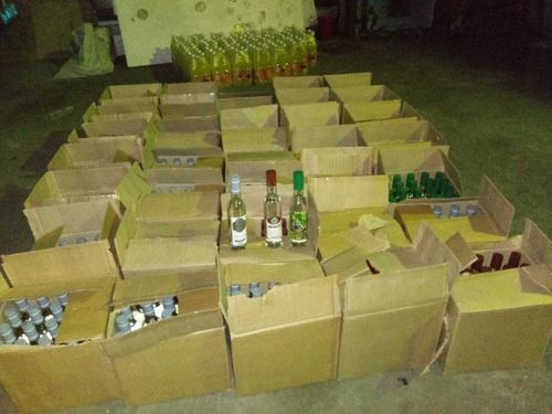 В Туве полиция изъяла полтонны спиртосодержащей жидкости