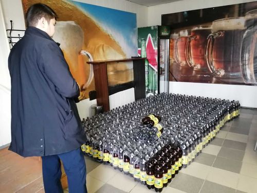 Пенный нелегал под стражу