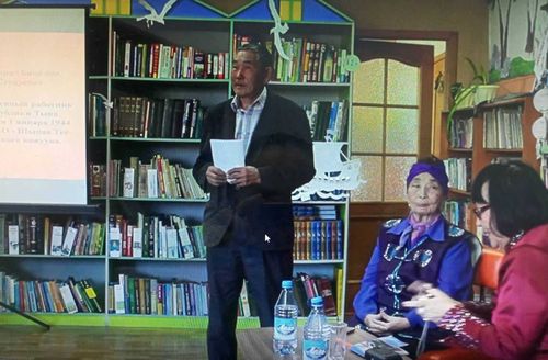 "СОВЕТТИГ ТЫВАНЫҢ ҮЕЖИЛЕРИ"