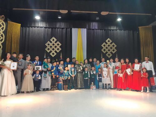 Эртине-Маадыр и Шенне Ооржаки – обладатели гран-при II Республиканского конкурса «Молодая семья – будущее Тувы»