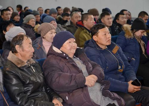 Сход граждан в Эрзине. Кто станет новым «кыштаговцем»?