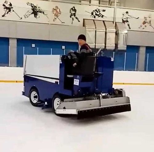 «Замбони» позаботится о качестве льда